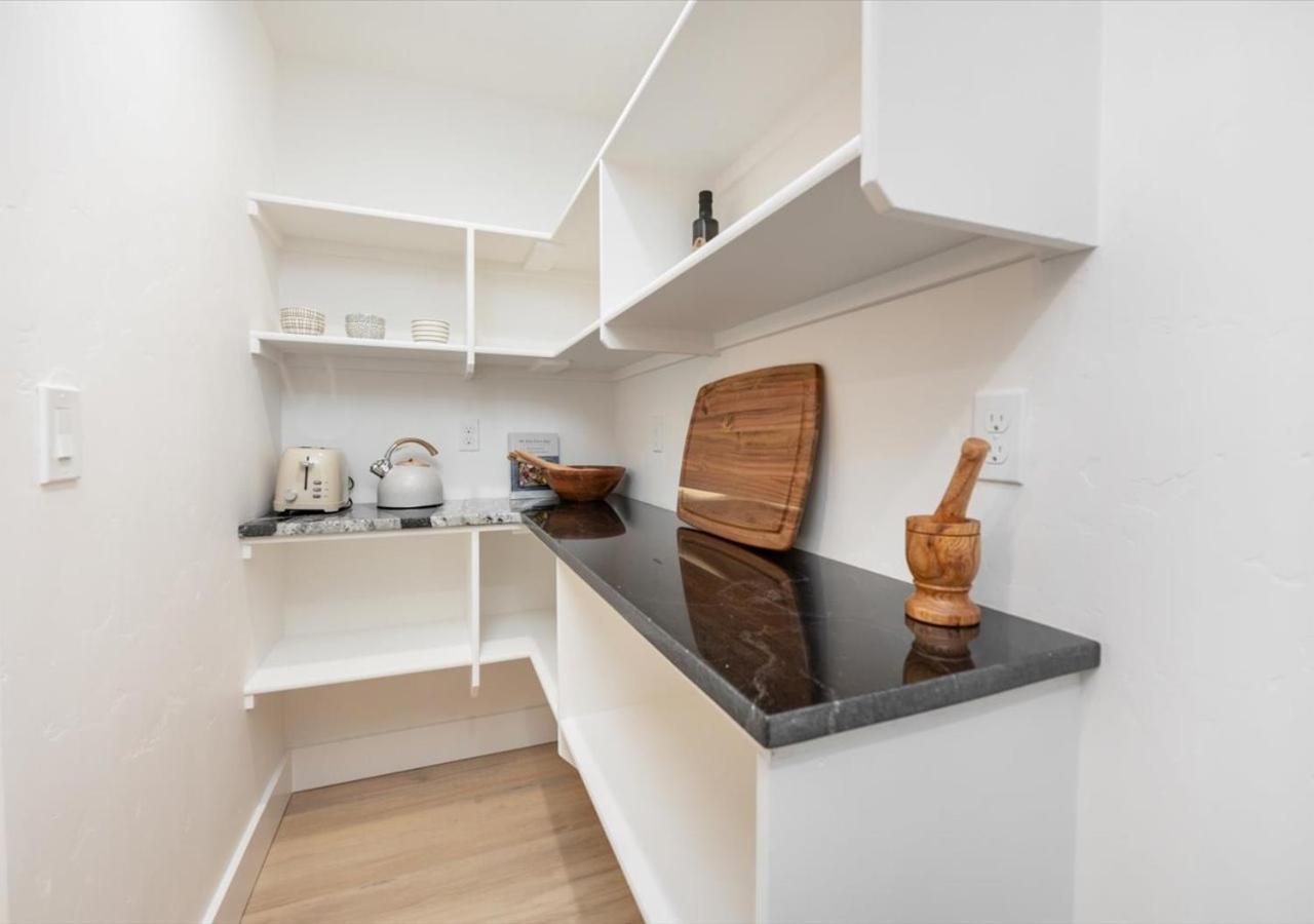 Mid Century Modern Boise-River Bungalow W/ Hot Tub Екстер'єр фото